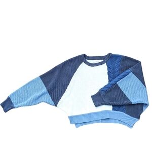 Moon And Madison Colorblock Cropped Blue And White Sweater Size Small